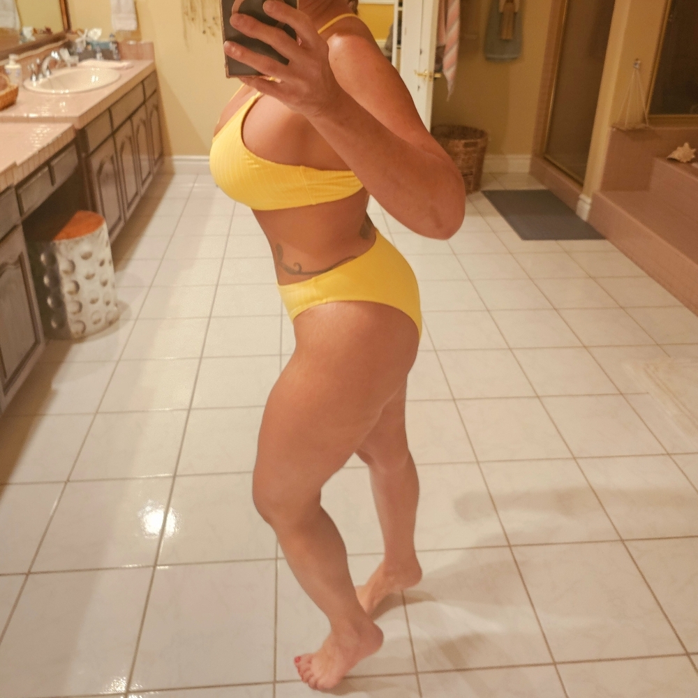 Pg7 #11 Yellow Ribbed Bikini Set - Picture 6 of 8